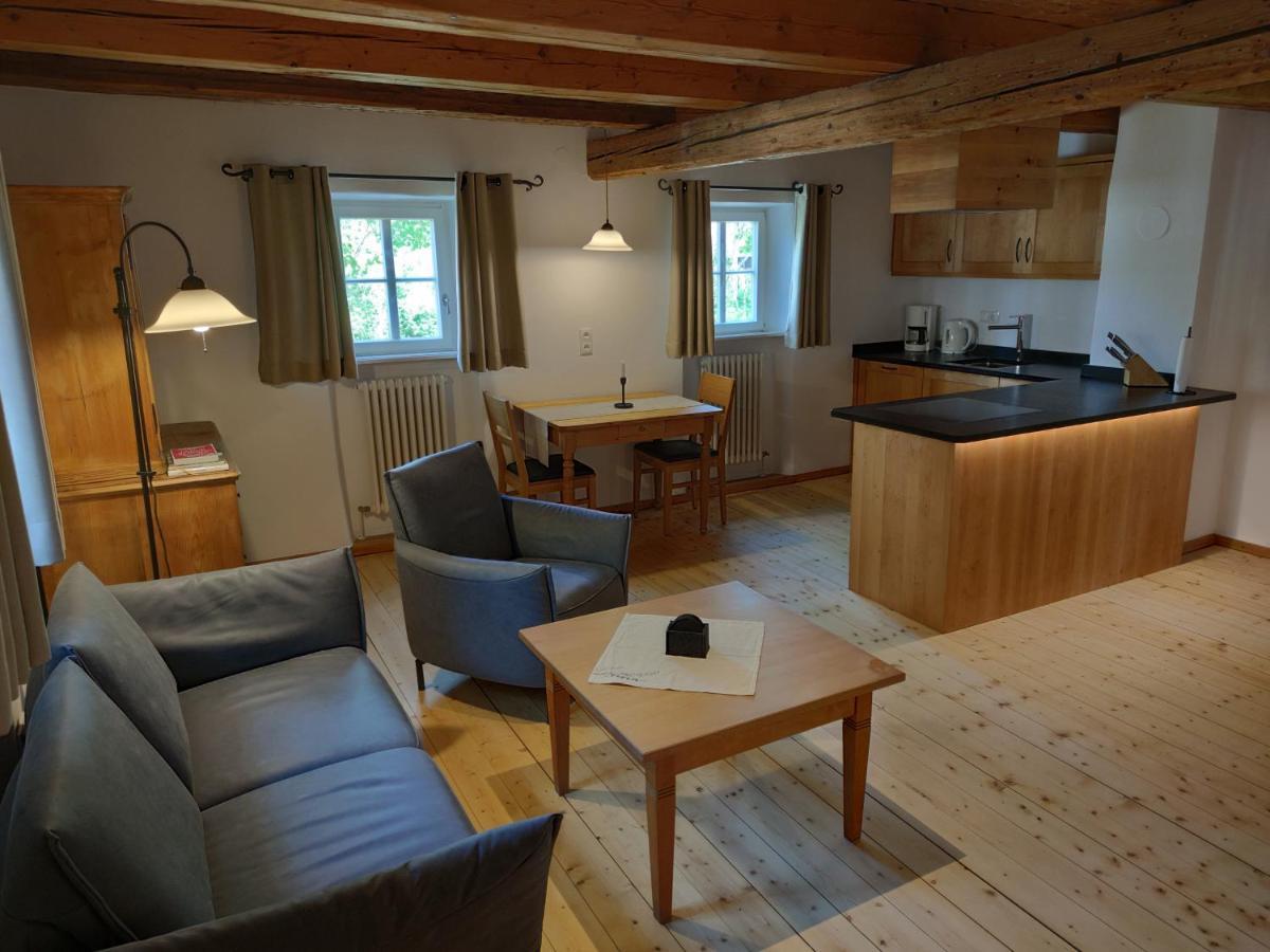 Gutshof Andres Hotel Kirchlauter Kültér fotó